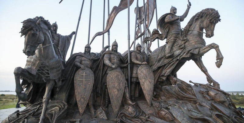 Бронзовый князь продолжает свой бой