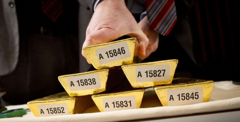 В чьих руках большие деньги: почему возобновились споры о контроле капитала