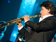 Певец Серов госпитализирован с 75% поражением лёгких