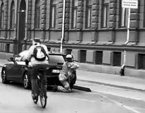 Для отражения &laquo;российской агрессии&raquo; Латвия нагоняет страх на женщин и детей