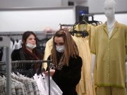 Эксперт по финансам рассказала, как сэкономить на покупке одежды до 70%