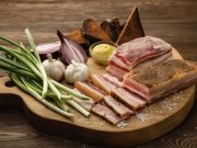 На 40 гривен за месяц: эксперты рассказали о рекордном повышении стоимости сала