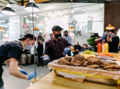 Онколог: Когда можно есть фастфуд и какие продукты провоцируют рак