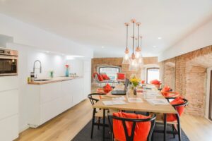 Натяжные потолки: виды, материалы и этапы установки