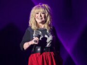 Вика Цыганова требует выслать поклонников Пугачёвой: в чём провинились фанаты Примадонны