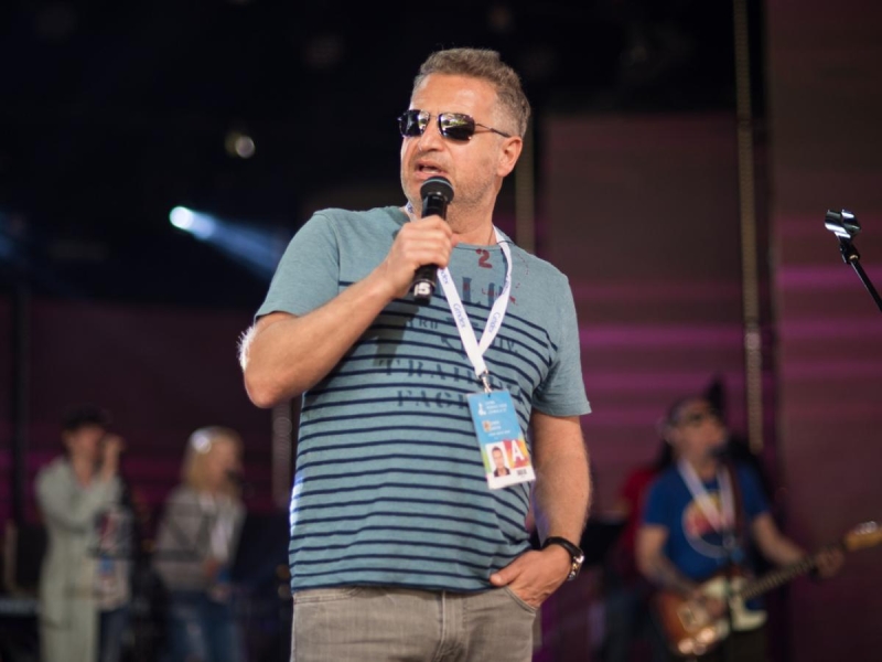 Семейная опора дала трещину: сестра Леонида Агутина столкнулась с обвинениями в крупном обмане